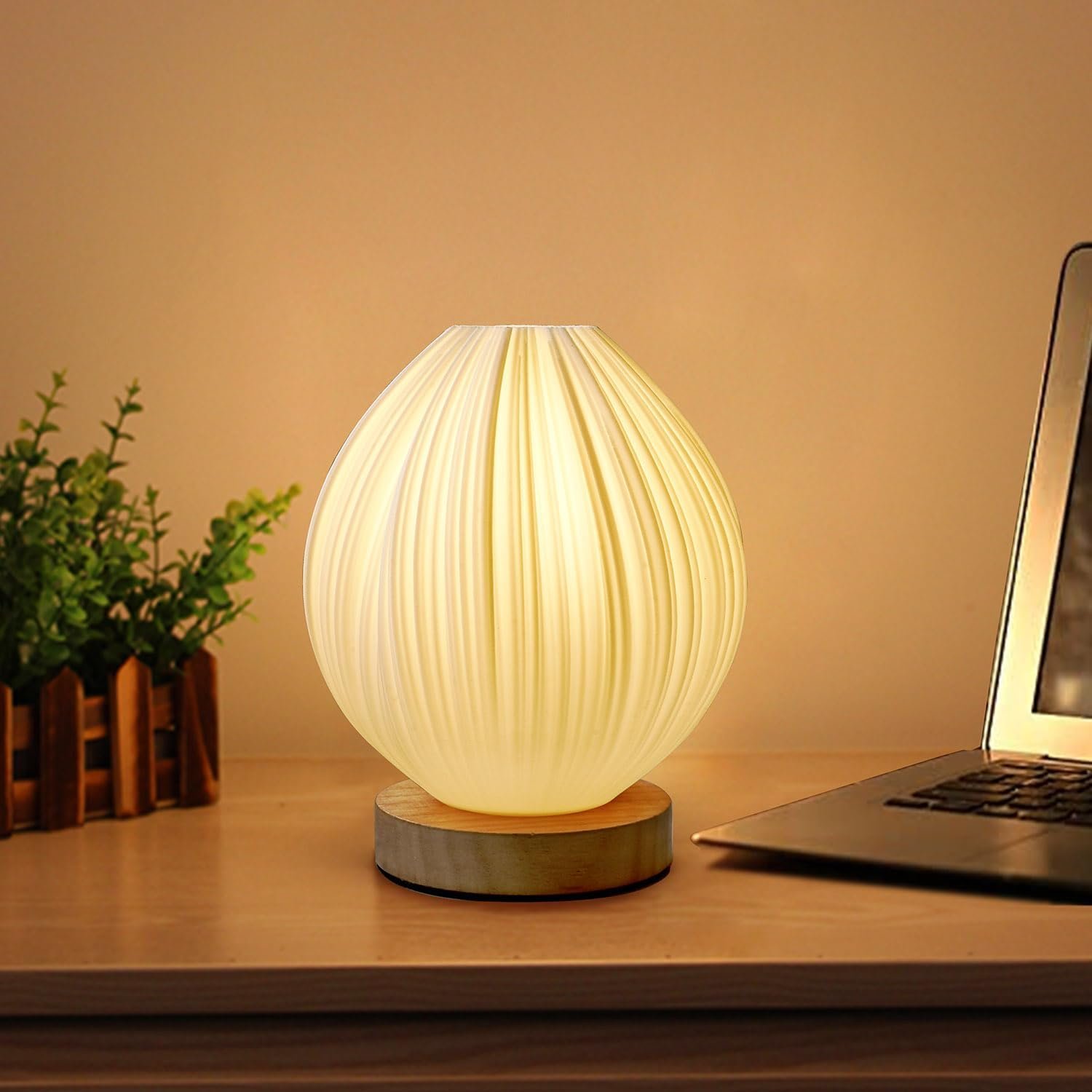 Aesthetic Funky Pleated Table Lamp